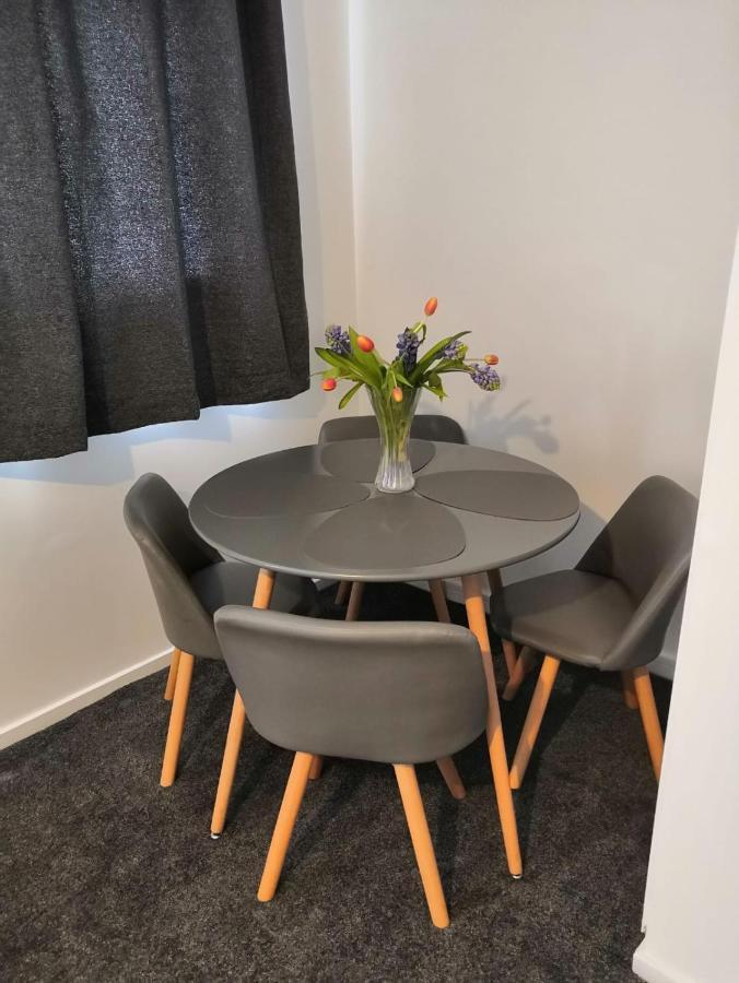 Delight Apartment, Close To Excel, London City Airport & O2! 외부 사진